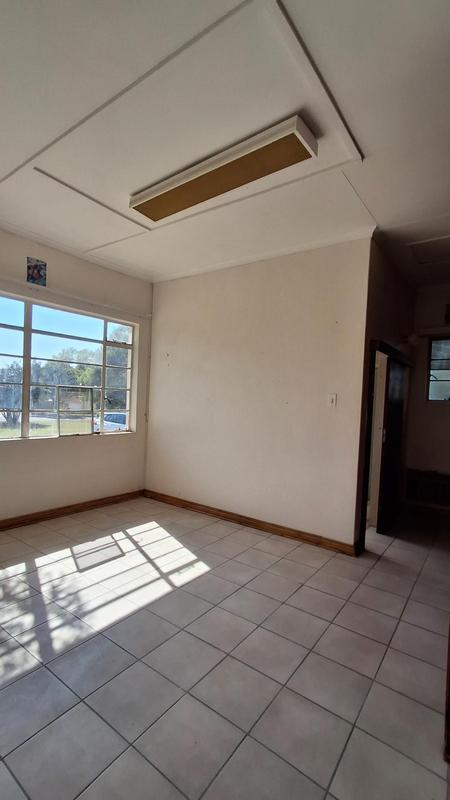 To Let 4 Bedroom Property for Rent in Bothaville Free State
